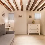 Ramo Delle Moschette